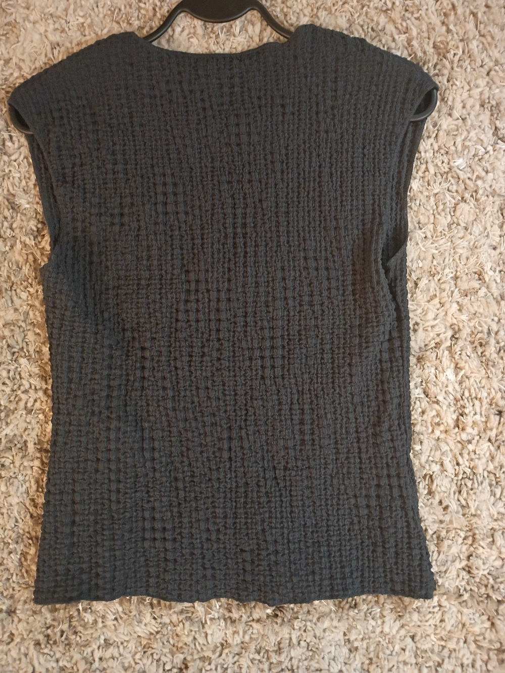 Zara Sleeveless Black Textured V-Neck Top Size M - Picture 4 of 4